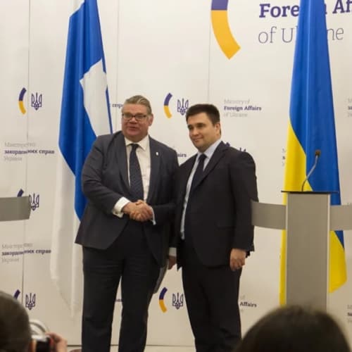 Energia: la Finlandia incentiva le rinnovabili in Ucraina
