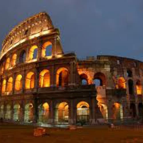 У Римі заарештували американок, які викарбували свої ініціали на стіні Колізею