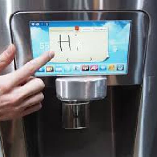 Невдовзі холодильники почнуть самостійно замовляти продукти через інтернет