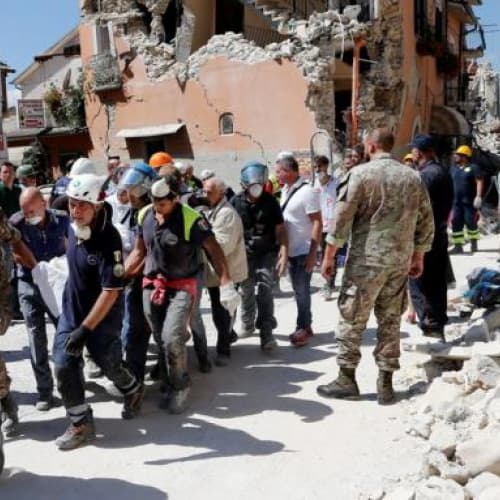 В Італії ліквідують наслідки землетрусу
